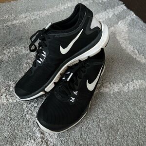 Nike Flex Supreme TR 4 Training Shoes Women's Low-Top Black White